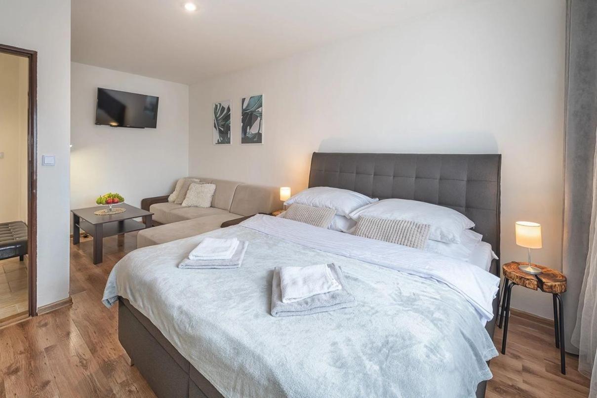 Apartmany Minata Liptovský Mikuláš Exteriör bild